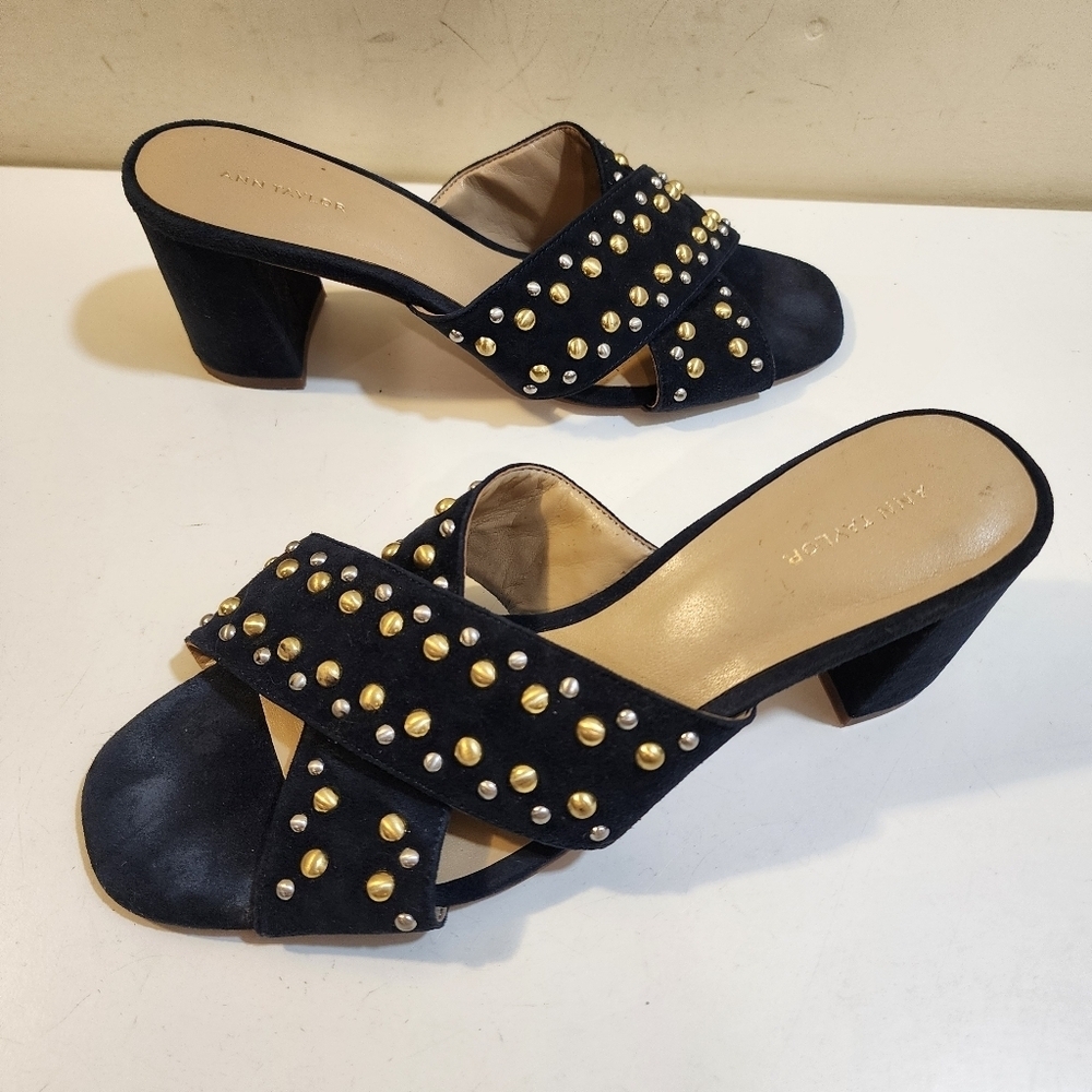 ANN TAYLOR Navy Blue blue Suede leather Studded Block Heels Sandals 8M